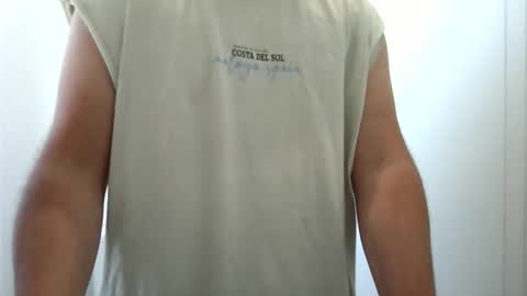 Snapshot of manbroadcasting001 chatting on February 2026 02:51:01 AM manbroadcasting001 online show from February 2026 02:51:01 AM