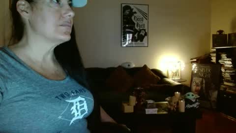 Snapshot of mandaloriangirlsfight chatting on October 2025 06:18:02 PM mandaloriangirlsfight online show from October 2025 06:18:02 PM