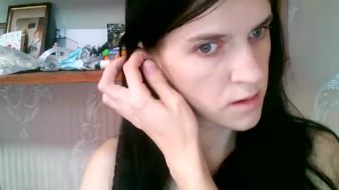 Snapshot of mandari_lukc chatting on July 2026 11:18:01 AM Mandari lukc online show from July 2026 11:18:01 AM