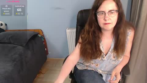 mandarinka28 online show from June 2026 07:02:01 AM