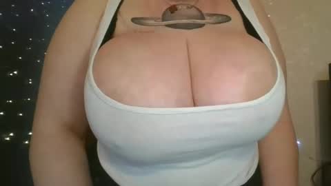 Snapshot of mandy_belcher chatting on February 2025 11:33:01 AM Mandy online show from February 2025 11:33:01 AM