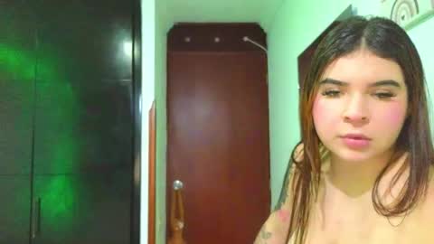 Snapshot of mandy_renzon1_ chatting on March 2025 04:18:01 PM M A N D Y online show from March 2025 04:18:01 PM