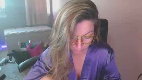 MandyBabyXXX online show from May 2026 06:45:01 PM