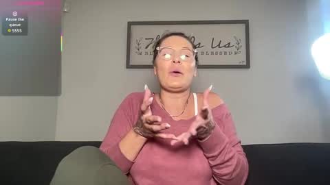 Snapshot of mandyrheaa chatting on December 2025 08:47:01 PM Mandy online show from December 2025 08:47:01 PM