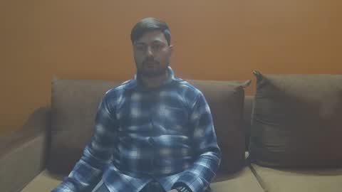 Snapshot of manees1122 chatting on February 2025 05:05:02 PM Roshan online show from February 2025 05:05:02 PM