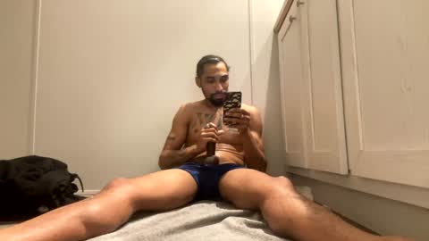Snapshot of mani4sexy chatting on January 2025 09:17:01 PM Mani4sexy online show from January 2025 09:17:01 PM