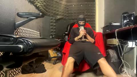 Snapshot of mani4sexy chatting on February 2026 06:59:02 PM Mani4sexy online show from February 2026 06:59:02 PM