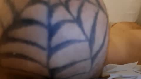 Snapshot of maniak_paraphiliacz chatting on March 2026 06:43:02 AM Jan and Man online show from March 2026 06:43:02 AM