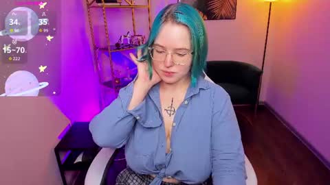 manic_pixie_ online show from June 2026 03:54:02 PM