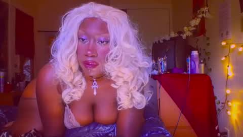 Snapshot of manicpixiedreamgirl__ chatting on September 2025 06:20:02 PM manicpixiedreamgirl__ online show from September 2025 06:20:02 PM