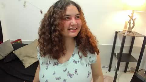 MOLLY online show from November 2025 05:22:02 AM