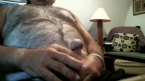 Snapshot of manleg439 chatting on June 2026 06:14:01 PM manleg439 online show from June 2026 06:14:01 PM