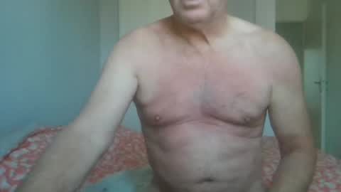 Snapshot of manngrossbite chatting on May 2026 07:46:02 AM manngrossbite online show from May 2026 07:46:02 AM