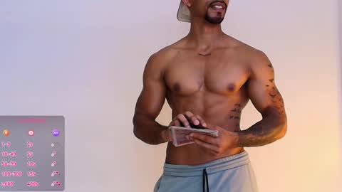 Snapshot of manolo_hot1 chatting on February 2025 02:48:02 PM Manolo Hot 1 online show from February 2025 02:48:02 PM