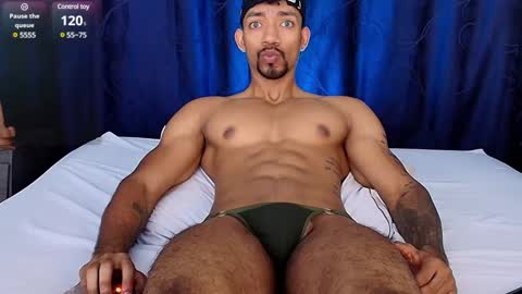 Snapshot of manolo_hot1 chatting on February 2025 03:15:02 PM Manolo Hot 1 online show from February 2025 03:15:02 PM