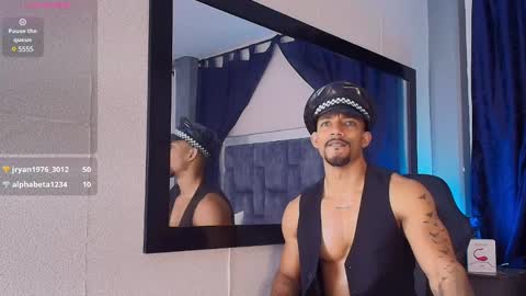 Snapshot of manolo_hot1 chatting on March 2025 05:11:02 PM Manolo Hot 1 online show from March 2025 05:11:02 PM