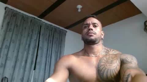 Manolo online show from December 2025 07:41:01 PM