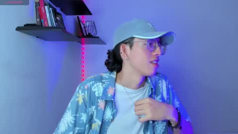 Manuel online show from February 2025 06:43:02 PM