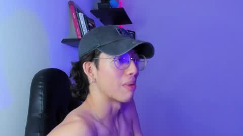 Manuel online show from February 2025 11:01:01 PM