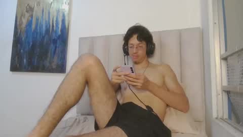 Manuel online show from May 2026 12:49:01 AM