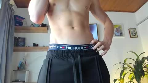 manucute 23  online show from February 2026 04:33:01 PM