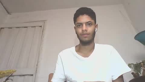 Snapshot of manuel444rl chatting on February 2025 01:30:01 PM Manuel RL online show from February 2025 01:30:01 PM