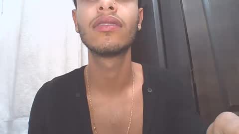 Snapshot of manuel444rl chatting on February 2025 12:46:01 AM Manuel RL online show from February 2025 12:46:01 AM