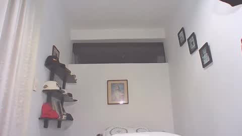 Snapshot of manuel444rl chatting on February 2025 07:11:02 AM Manuel RL online show from February 2025 07:11:02 AM