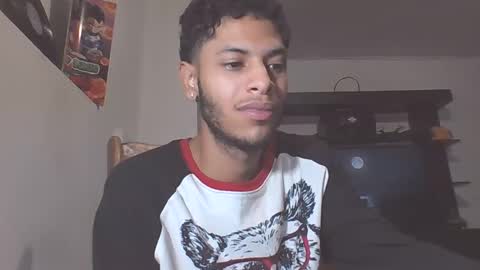 Snapshot of manuel444rl chatting on February 2025 08:03:01 AM Manuel RL online show from February 2025 08:03:01 AM