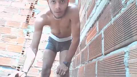 Snapshot of manuel444rl chatting on March 2025 04:52:02 PM Manuel RL online show from March 2025 04:52:02 PM