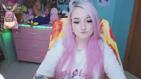 Manuela online show from October 2025 08:19:01 PM