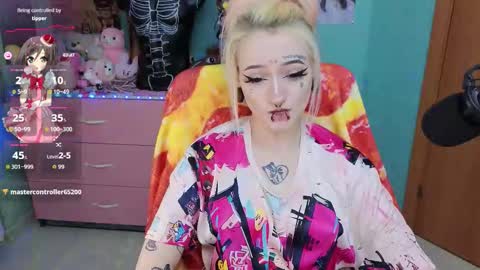 Manuela online show from February 2026 08:34:02 PM