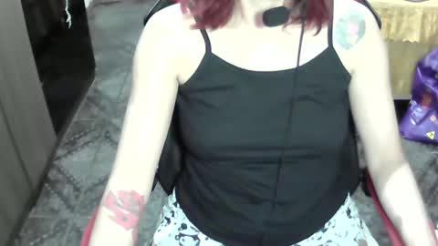 Snapshot of manuescarlate13 chatting on September 2025 03:55:02 AM Manu Escarlate online show from September 2025 03:55:02 AM