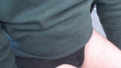 Snapshot of manuherb84 chatting on October 2025 02:29:01 PM manuherb84 online show from October 2025 02:29:01 PM