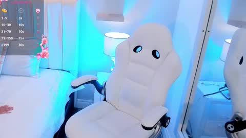 Manya online show from September 2025 08:01:02 PM