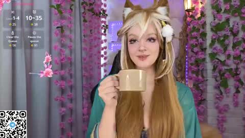 Sasha online show from February 2025 08:01:01 AM