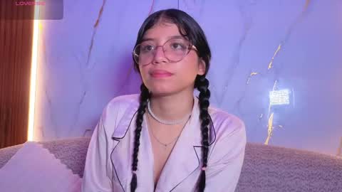 maomao_vg online show from April 2026 12:01:01 PM