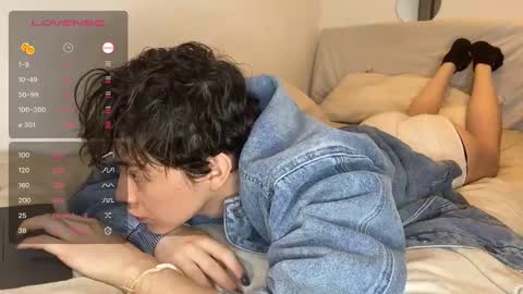 Snapshot of maplefroggy chatting on December 2024 02:13:01 AM Maple online show from December 2024 02:13:01 AM