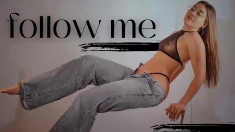 Mara  online show from February 2025 10:06:02 PM