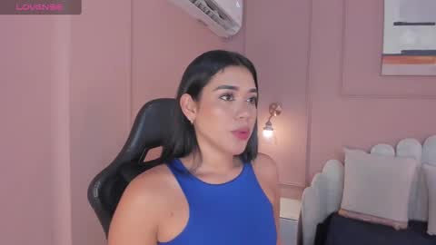 Mara  online show from September 2025 07:14:02 PM