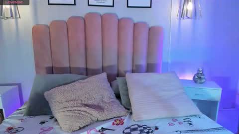 Snapshot of mara_swan_ chatting on November 2025 07:16:02 PM MARA online show from November 2025 07:16:02 PM