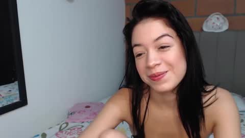 Snapshot of maraa_09 chatting on December 2024 10:12:02 PM Marcela independent online show from December 2024 10:12:02 PM