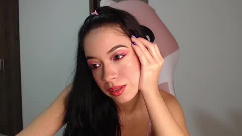 Snapshot of maraa_09 chatting on February 2025 05:19:02 AM Marcela independent online show from February 2025 05:19:02 AM