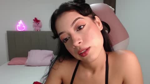 Snapshot of maraa_09 chatting on March 2025 02:04:02 AM Marcela independent online show from March 2025 02:04:02 AM