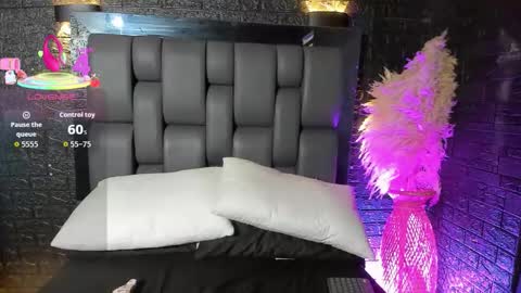 Snapshot of maraa_rivera chatting on October 2025 07:25:01 PM maraa_rivera online show from October 2025 07:25:01 PM