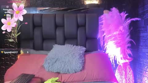 Snapshot of maraa_rivera chatting on December 2025 07:40:02 PM maraa_rivera online show from December 2025 07:40:02 PM