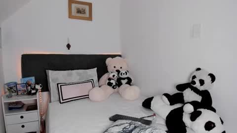 Mara online show from March 2026 10:26:01 PM