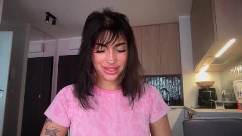 Snapshot of marakuia054 chatting on December 2025 07:47:01 AM Marakuia online show from December 2025 07:47:01 AM