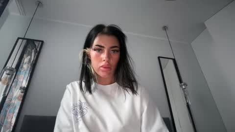 Snapshot of marakuia054 chatting on December 2025 08:20:02 AM Marakuia online show from December 2025 08:20:02 AM