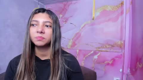 Maraluna online show from April 2026 01:41:02 PM